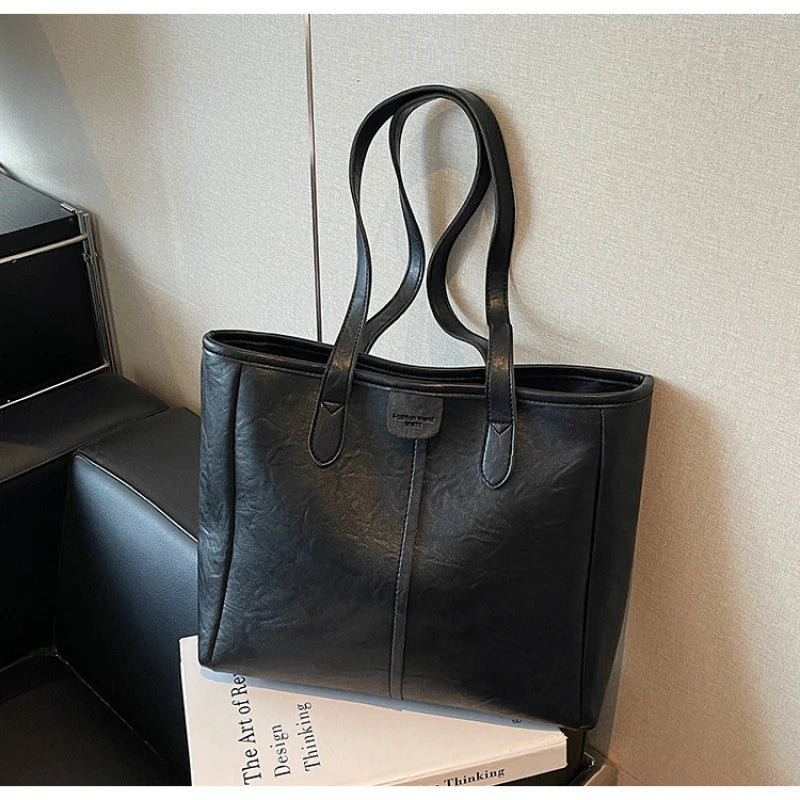Women's Retro Large Capacity Shoulder Tote Bag