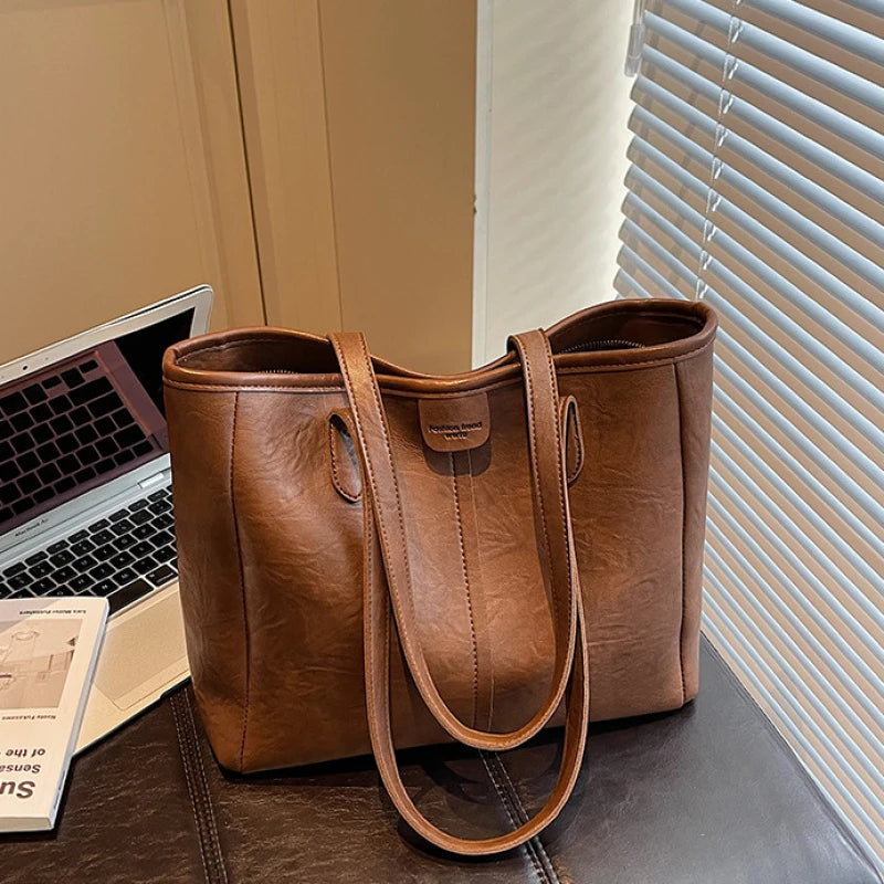 Women's Retro Large Capacity Shoulder Tote Bag