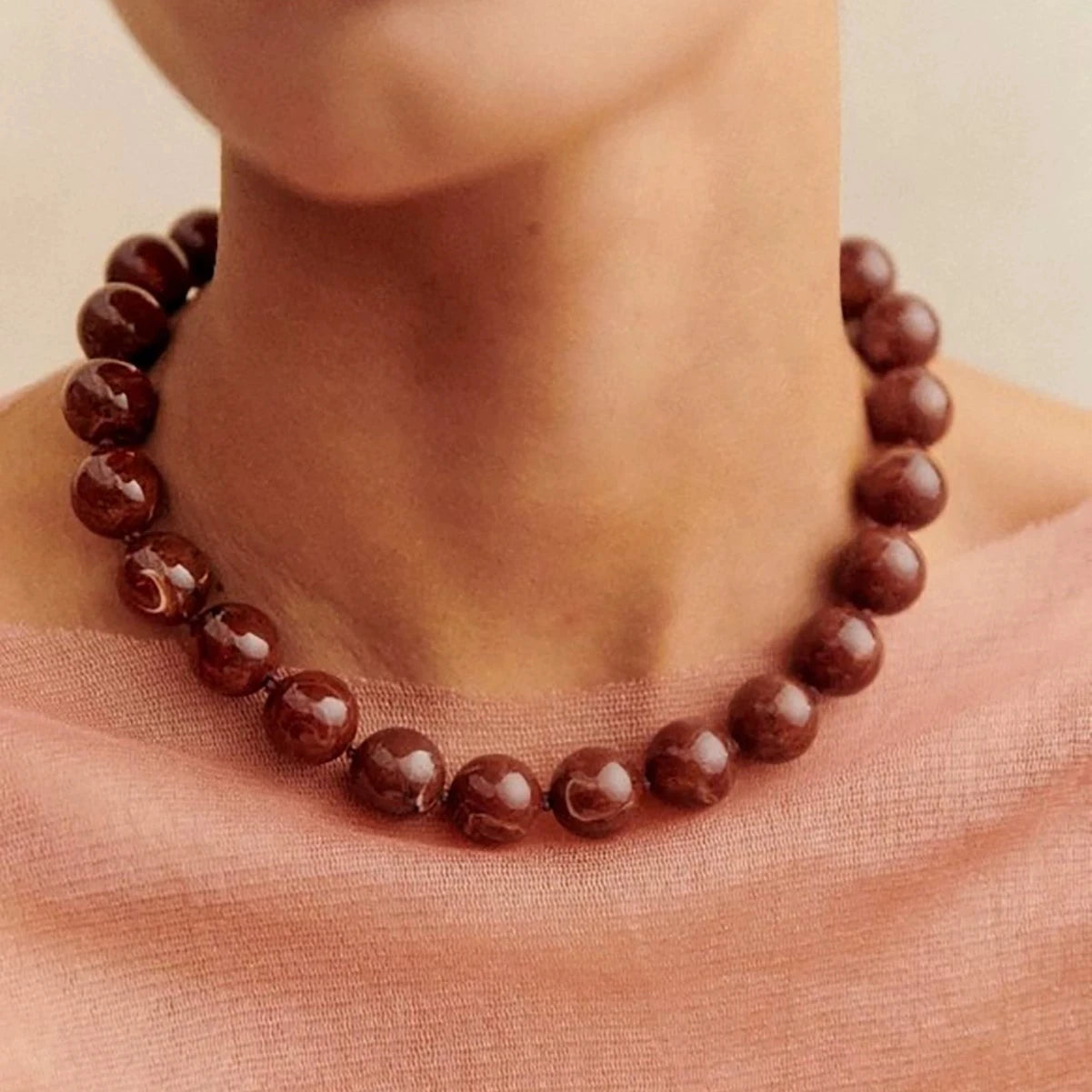 Vintage Beaded Choker Necklace – Bohemian Resin Bead Jewelry for Women