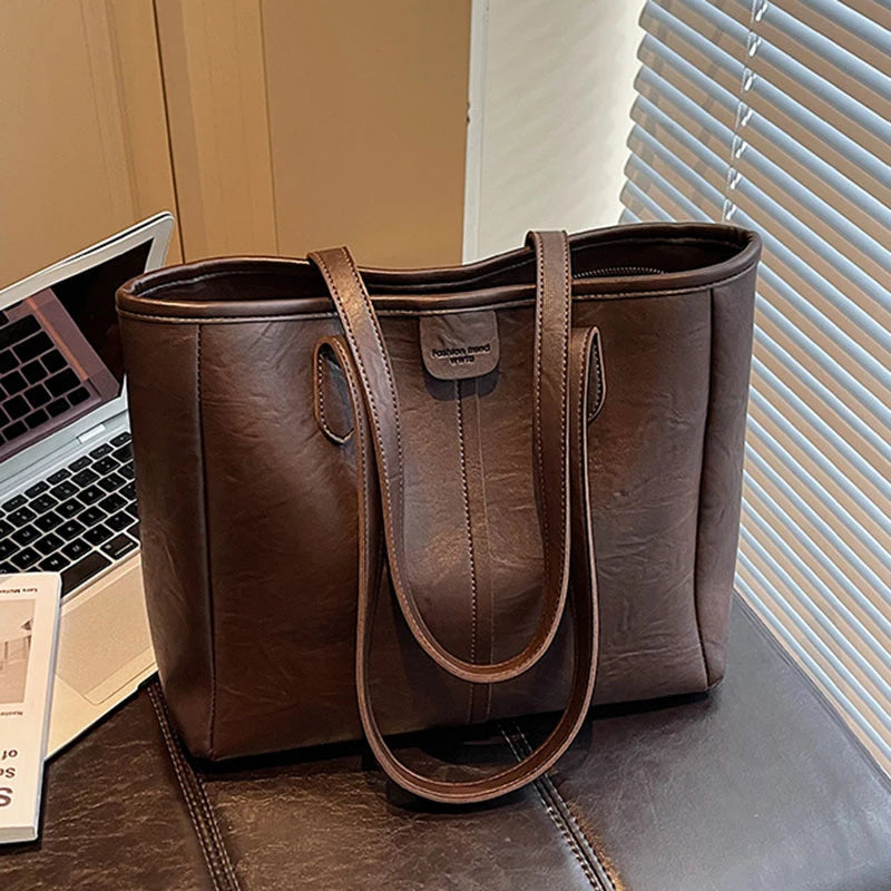 Women's Retro Large Capacity Shoulder Tote Bag